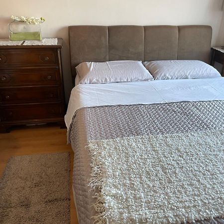 Apartment On Akademika Lazarenka 48A Lviv Luaran gambar