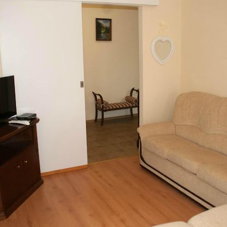 Apartment On Akademika Lazarenka 48A Lviv Luaran gambar