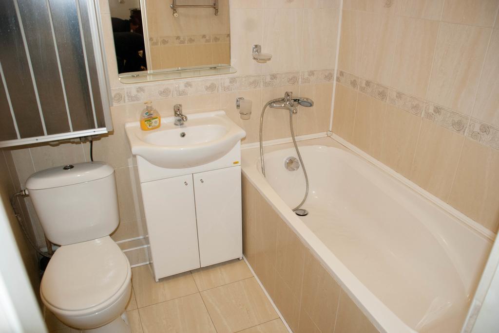 Apartment On Akademika Lazarenka 48A Lviv Luaran gambar