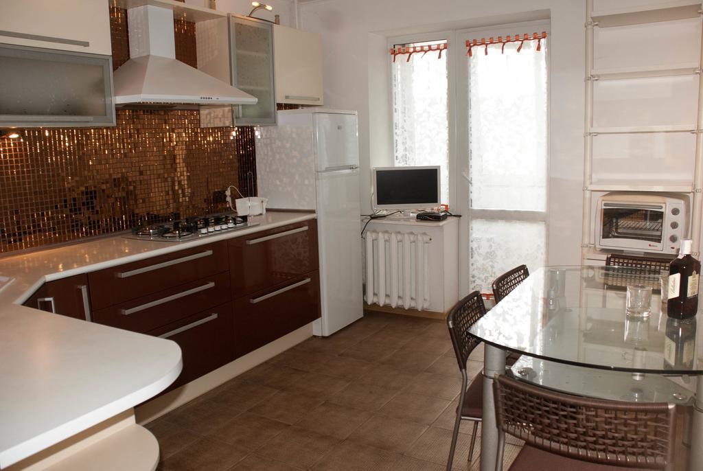 Apartment On Akademika Lazarenka 48A Lviv Luaran gambar